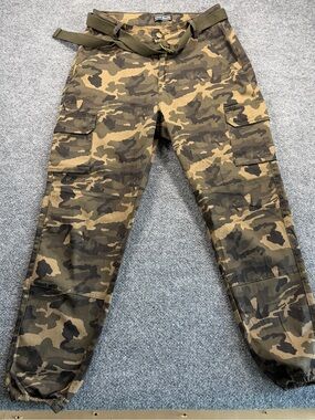 Camo Cargo Joggers Women’s 1X